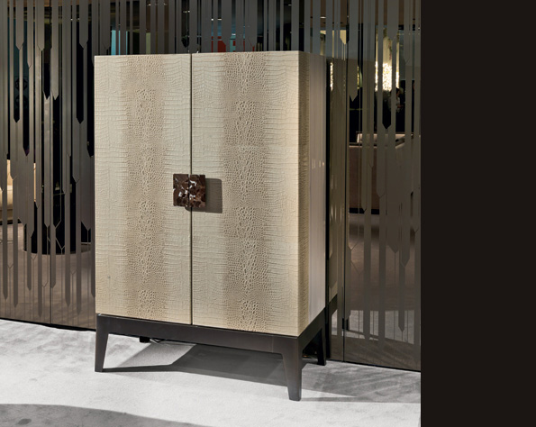 Бар Longhi Grandeur Y 745