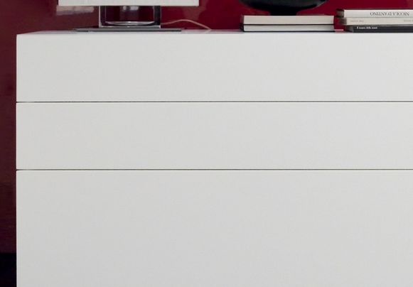 "Комод Besana Silver "